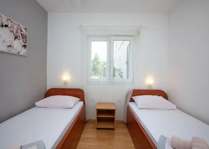 Apartamento By The Sea - 10268