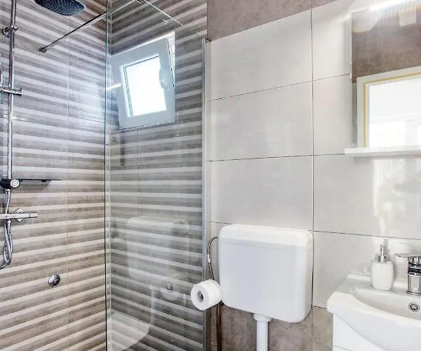 By The Sea - 10268 * Rogoznica (Sibenik-Knin)